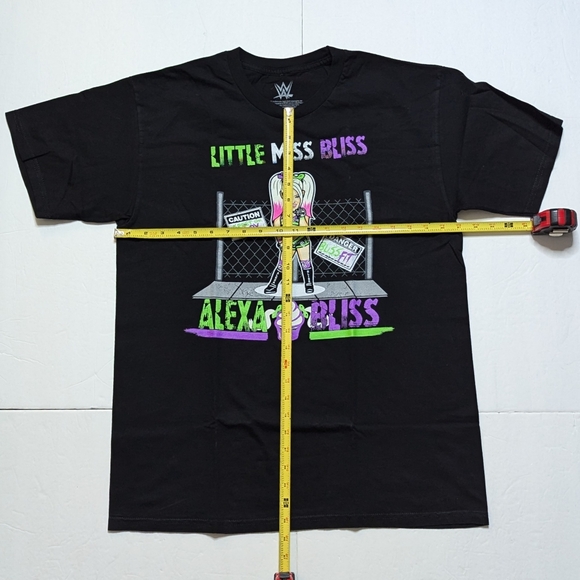 WWE NERDS Alexa Bliss T-Shirt. Men's Large. Used. NXT. Little Miss Bliss - Picture 4 of 7
